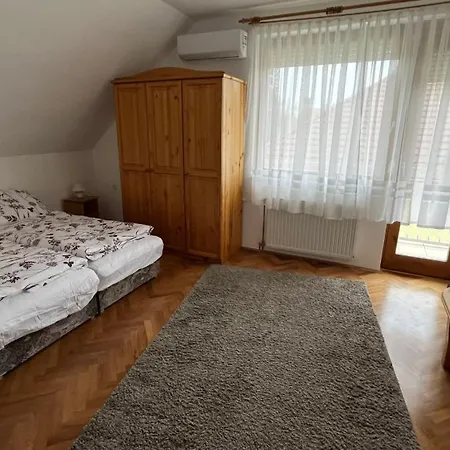 Boezsi Sárvár