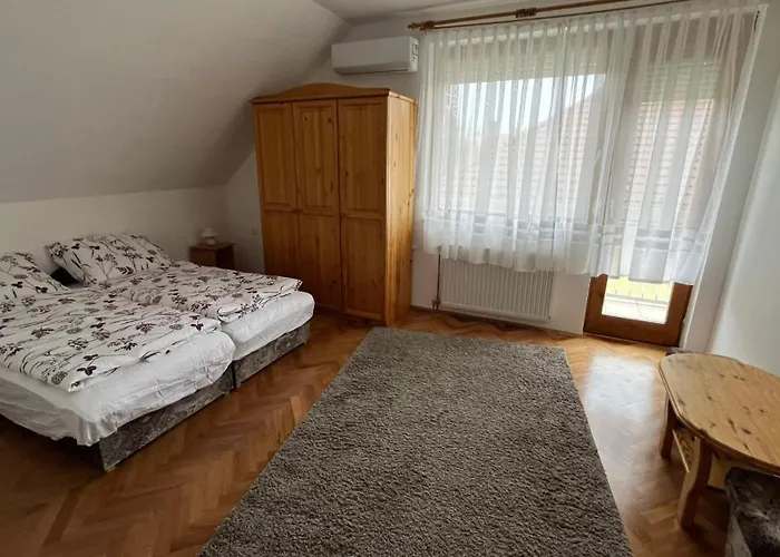 Boezsi Sárvár